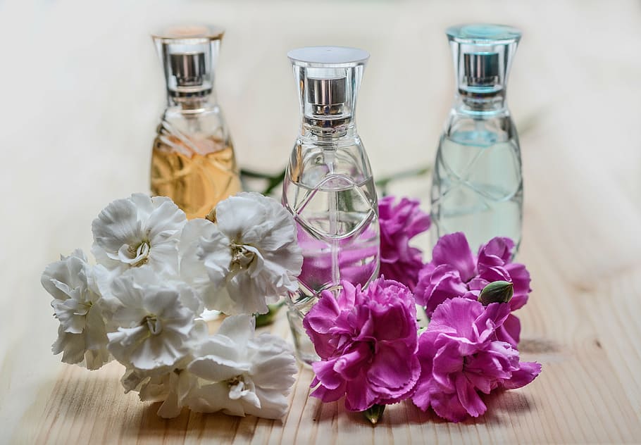 three assorted-scent fragrance bottles, perfume, glass, cosmetics, HD wallpaper