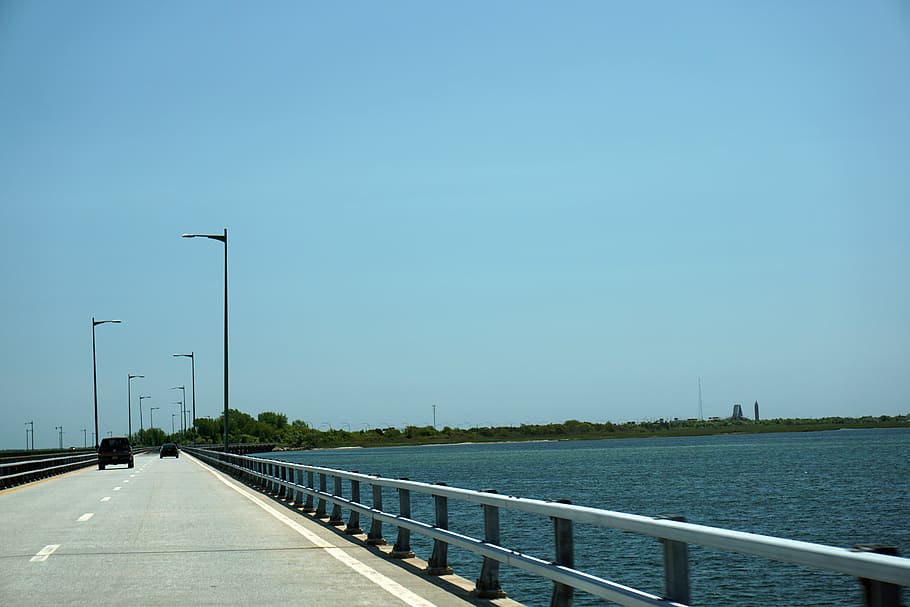 road, bridge, beach day, transportation, sky, street, street light HD wallpaper