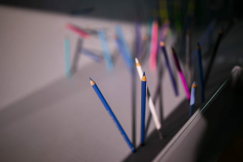 Pencils and crayons sticking out of the walls and floors, art HD wallpaper