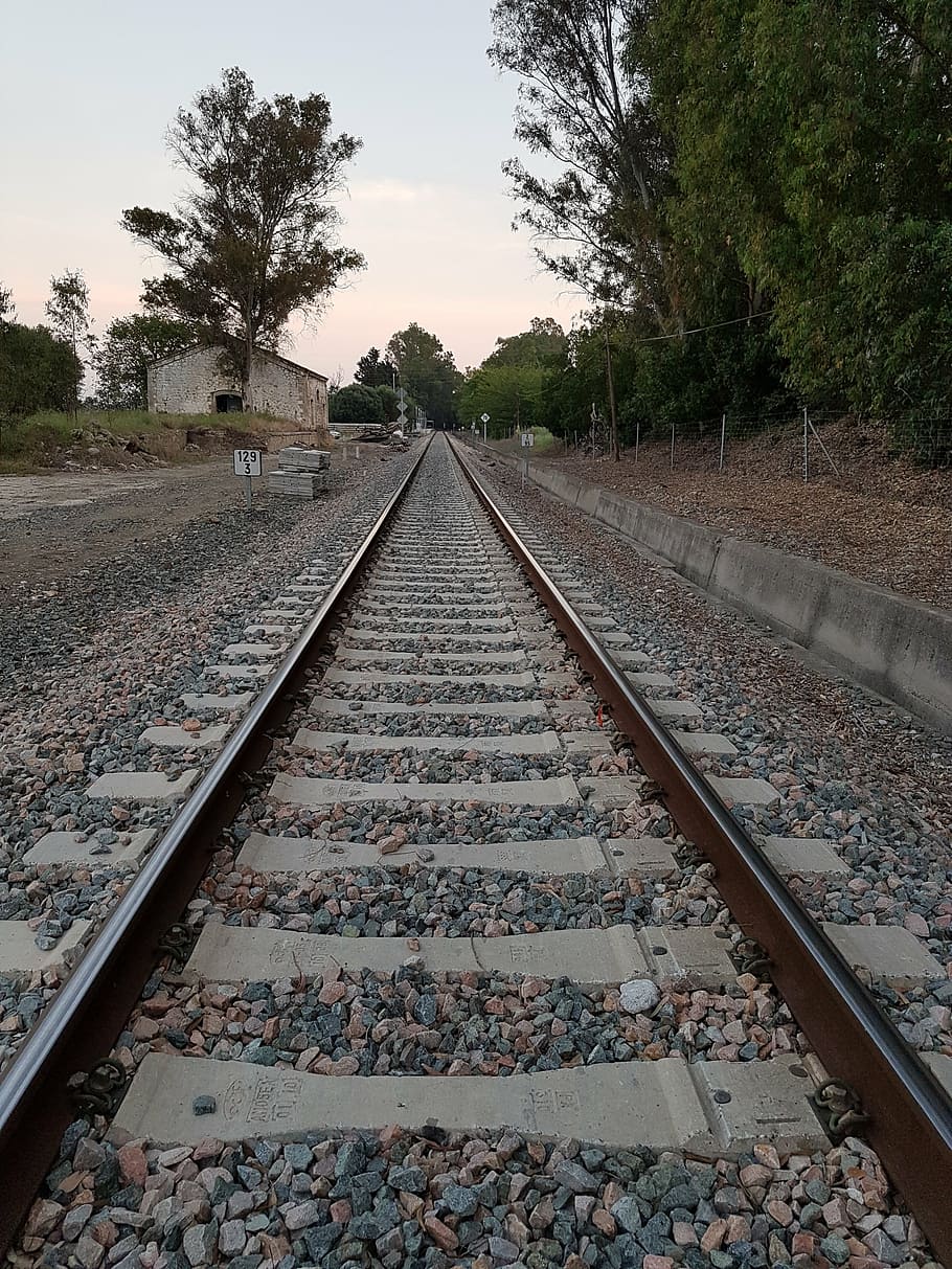 pathways, train, travel, railway, naughty, railway station HD wallpaper
