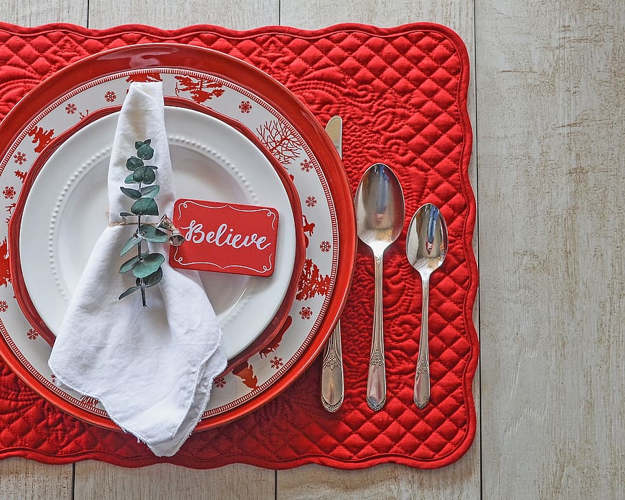 red, holidays, christmas, table setting, festive, red and white HD wallpaper
