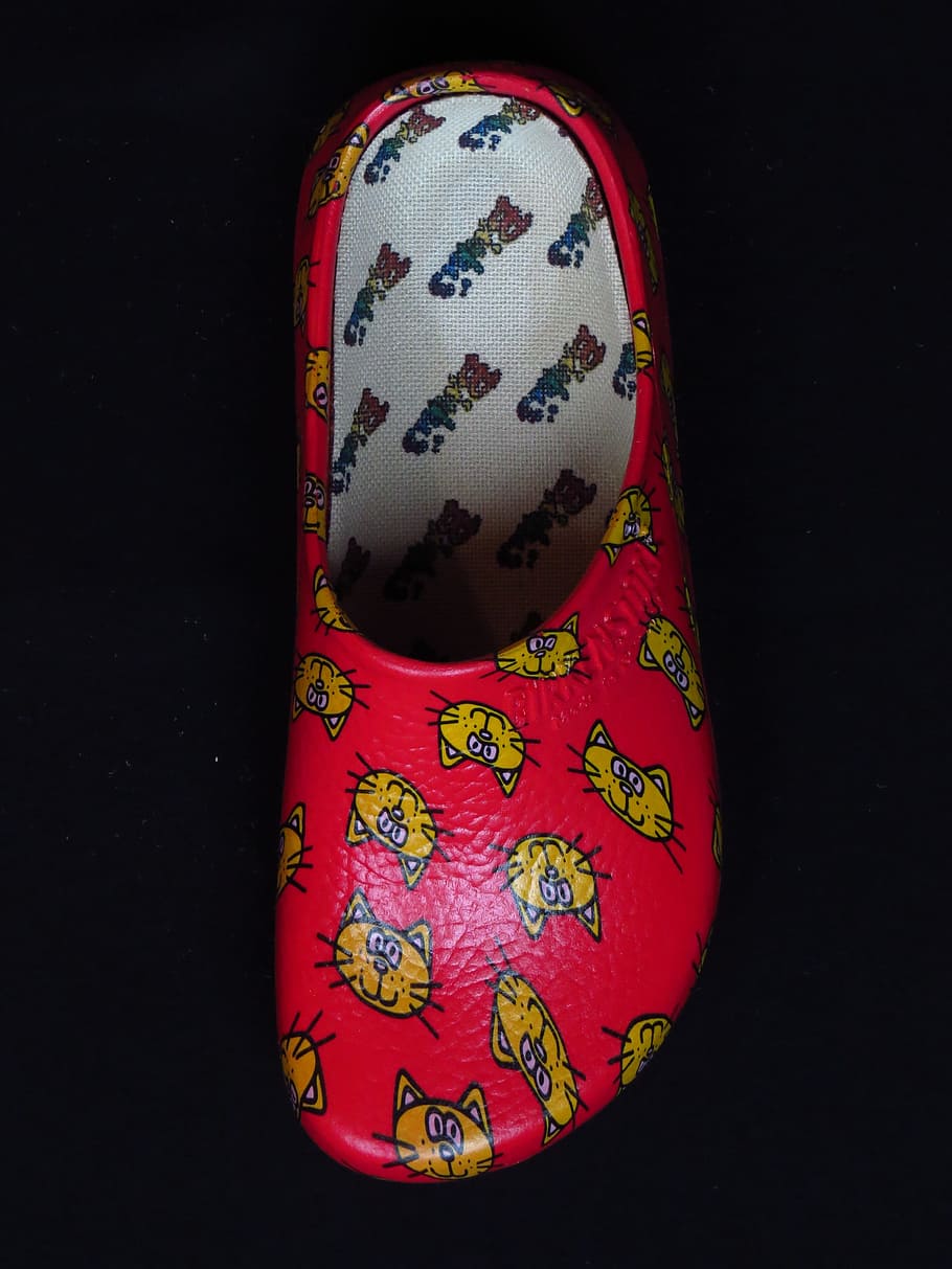 Shoe, Slipper, Clog, Shoes, Slippers, dutch, red, cat, pattern HD wallpaper