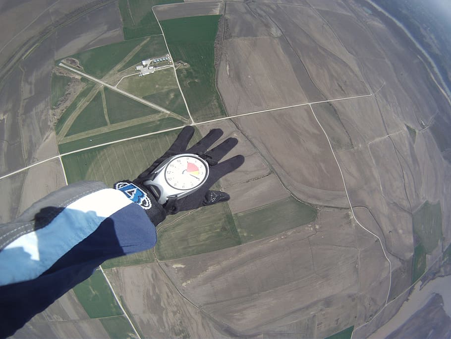 view of person skydiving, parachuting, flying, extreme, sport HD wallpaper