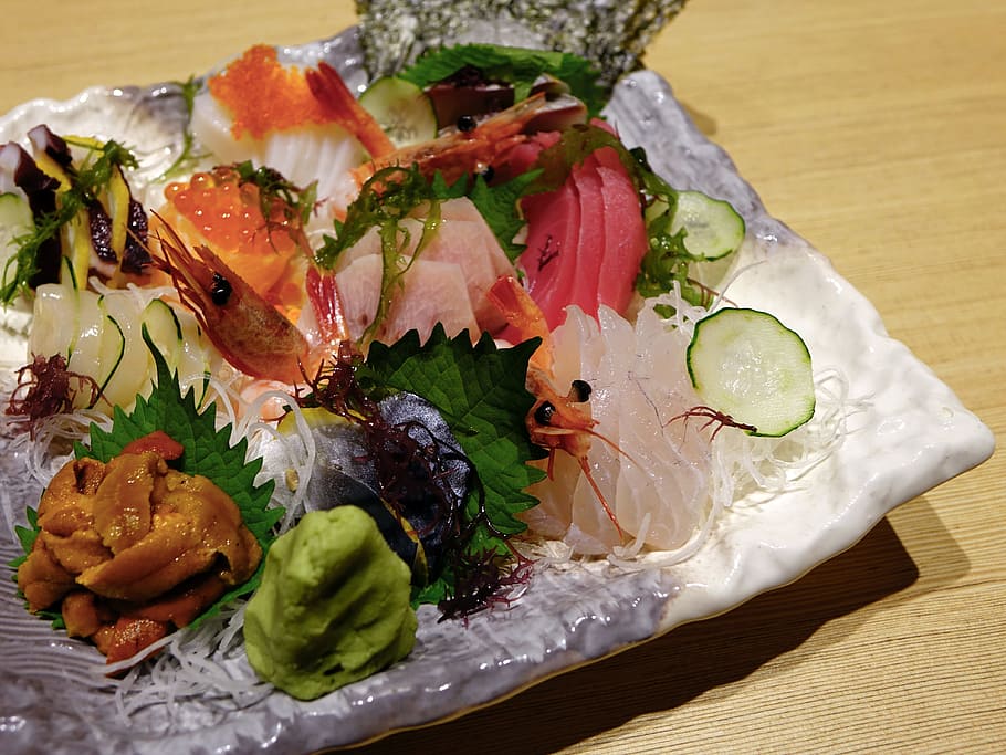 sliced meat with leafy greens, Sashimi, Salmon, Fish, Food, Seafood, HD wallpaper