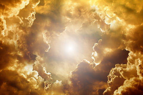 gloomy sky during golden hour, clouds, clouds form, cumulus clouds HD wallpaper