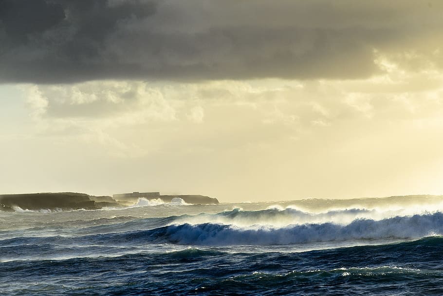 ocean wave during daytime, swell, surf, spray, lanzarote, spain HD wallpaper