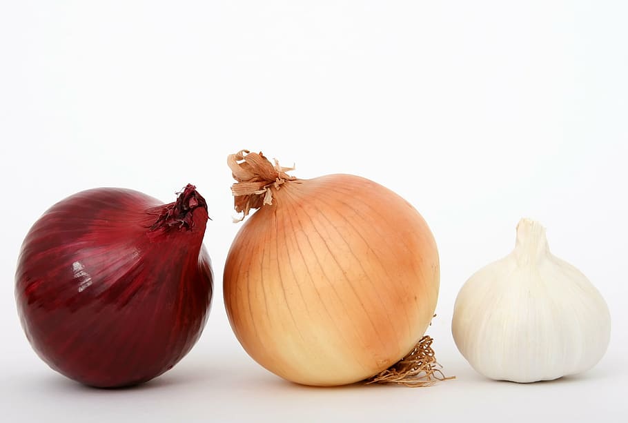 garlic and onion photography, bulb, closeup, close-up, clove