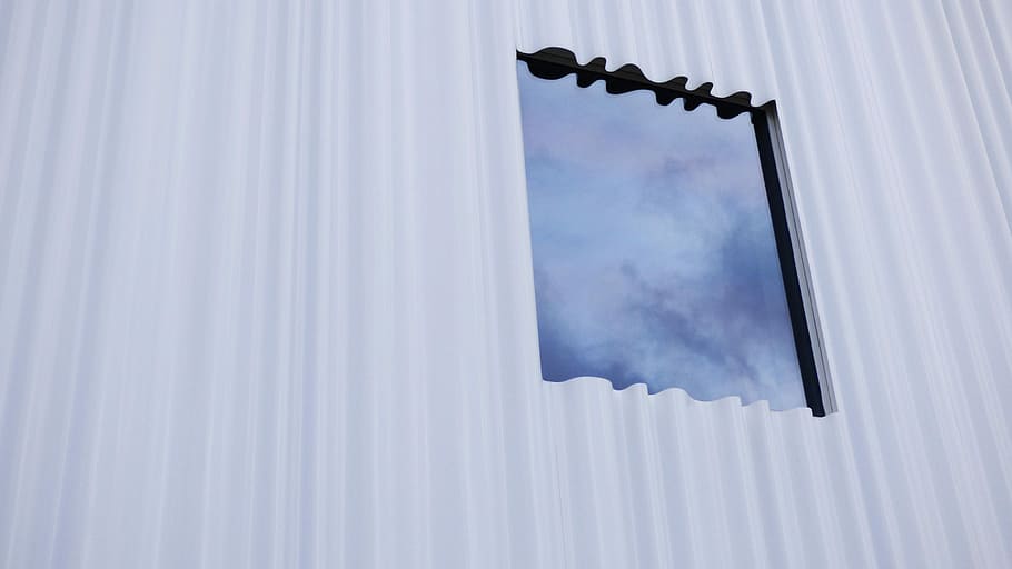 Le mur de rideau, white painted wall, window, corrugated metal HD wallpaper