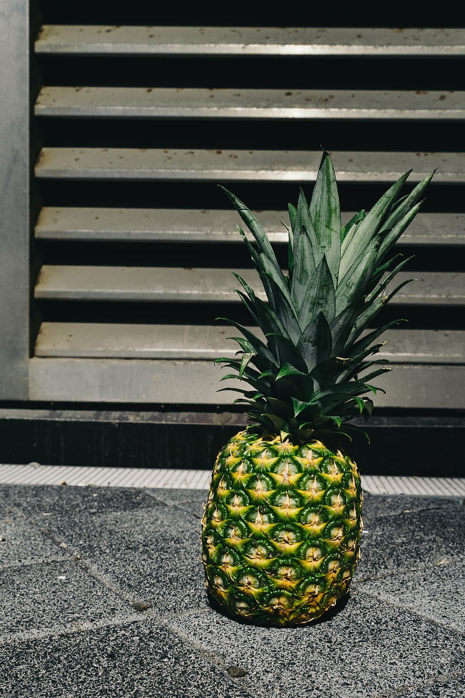 fruit, golden, pineapple, summer, summer vibes, summertime HD wallpaper
