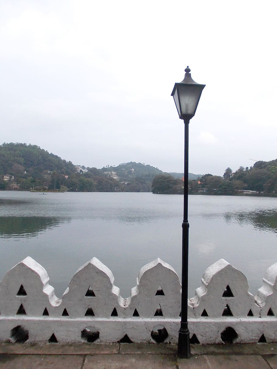 light post, kandy lake, evening, park, sri lanka, mawanella