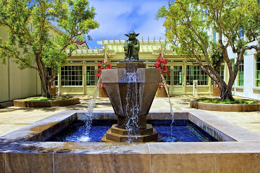 architecture, building, ceramic, clouds, door, figurine, fountain HD wallpaper
