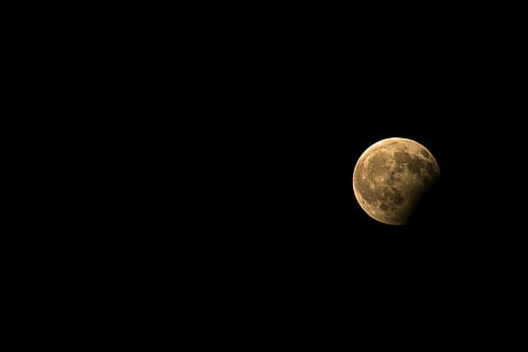 full moon digital wallpaper, moon with black background wallpaper HD wallpaper