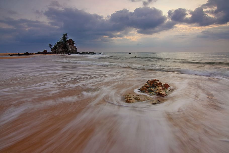 beach, cloudy, dawn, dusk, nature, ocean, rocks, sea, seascape HD wallpaper