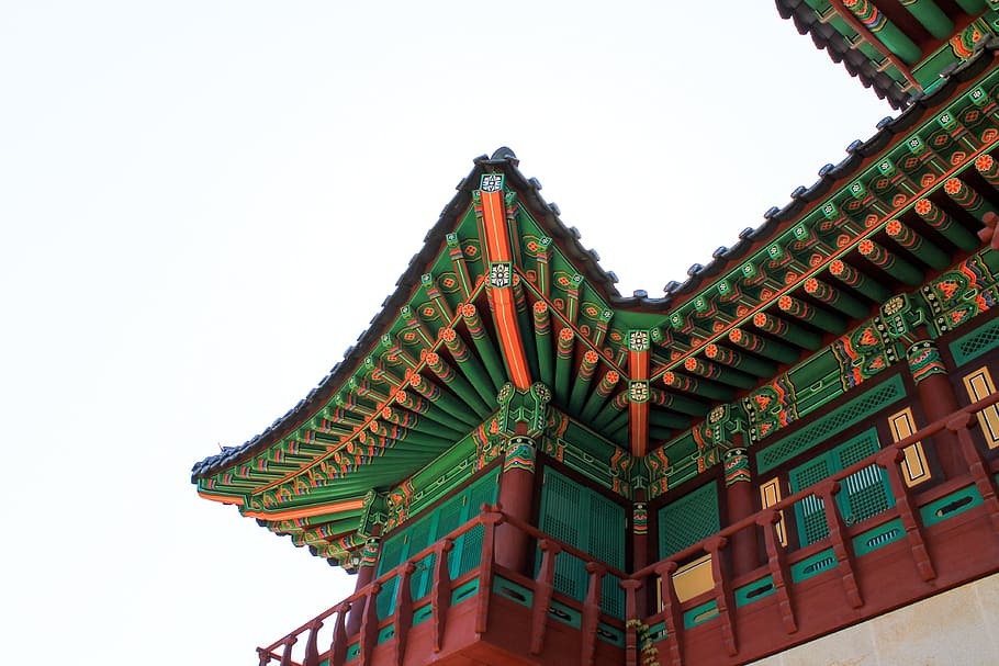 photo of green and red temple, castle, korean, traditional, wall