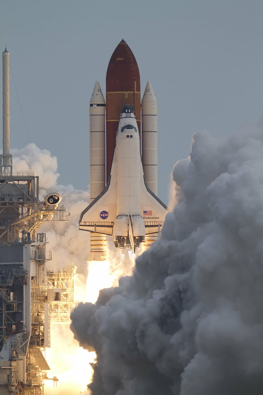 launching white space shuttle, space shuttle endeavour, liftoff