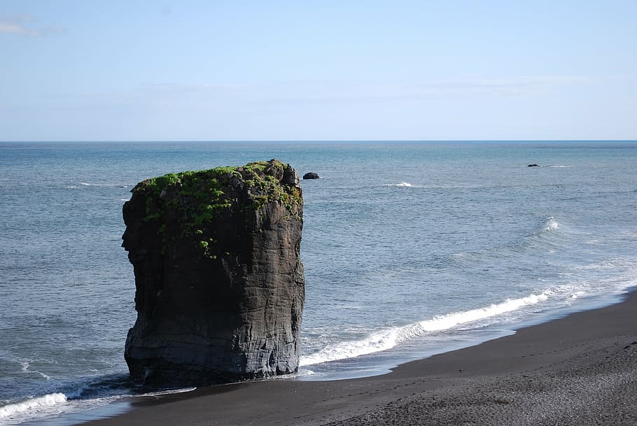 gray monolith near body of water, iceland, ocean, cliff, sea HD wallpaper