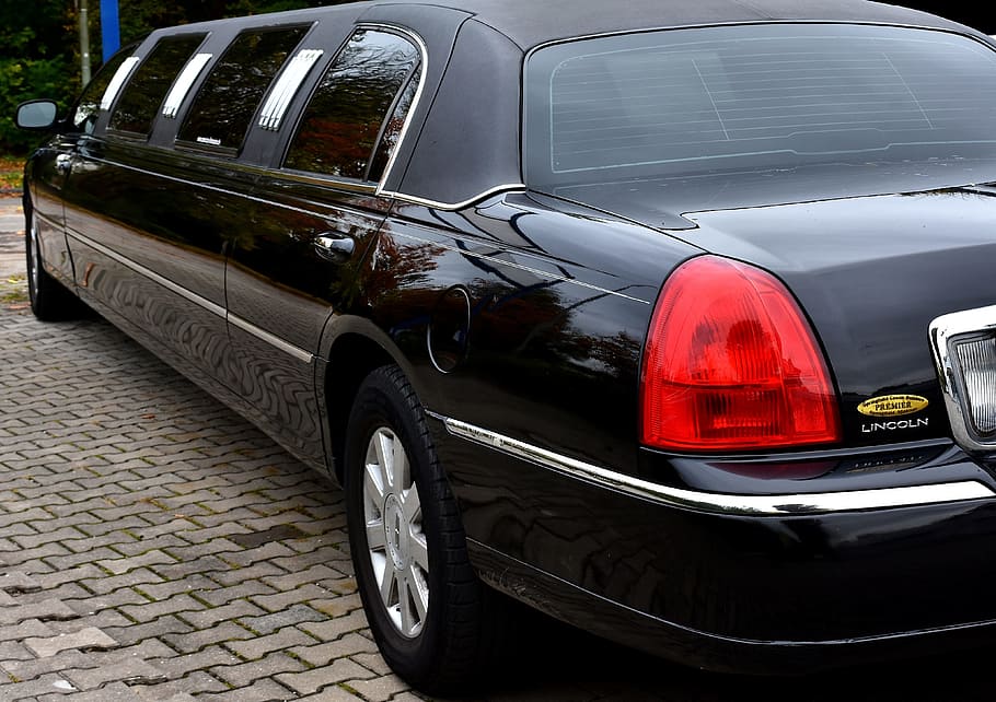 Hd Wallpaper Stretch Limousine Noble Lincoln Long Auto American Mode Of Transportation Wallpaper Flare