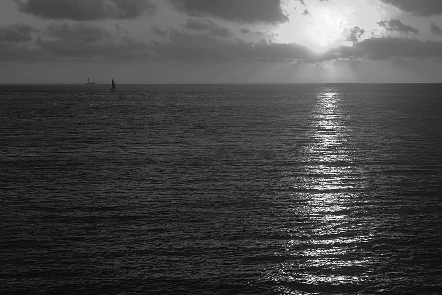 sea, sun, evening, twilight, clouds, reflections, water, sky HD wallpaper
