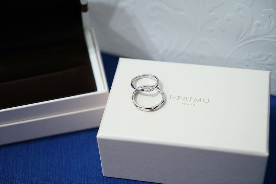 pair of silver-colored wedding bands with box, ring, get married HD wallpaper