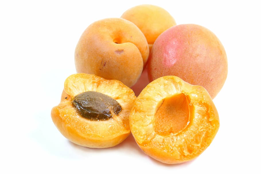 round fruits against white background, apricot, power, food and drink HD wallpaper