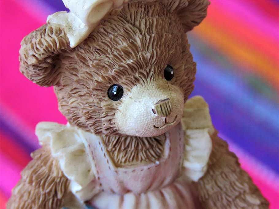 figure, statue, teddy bear, bow, toy, collectable, knickknack HD wallpaper