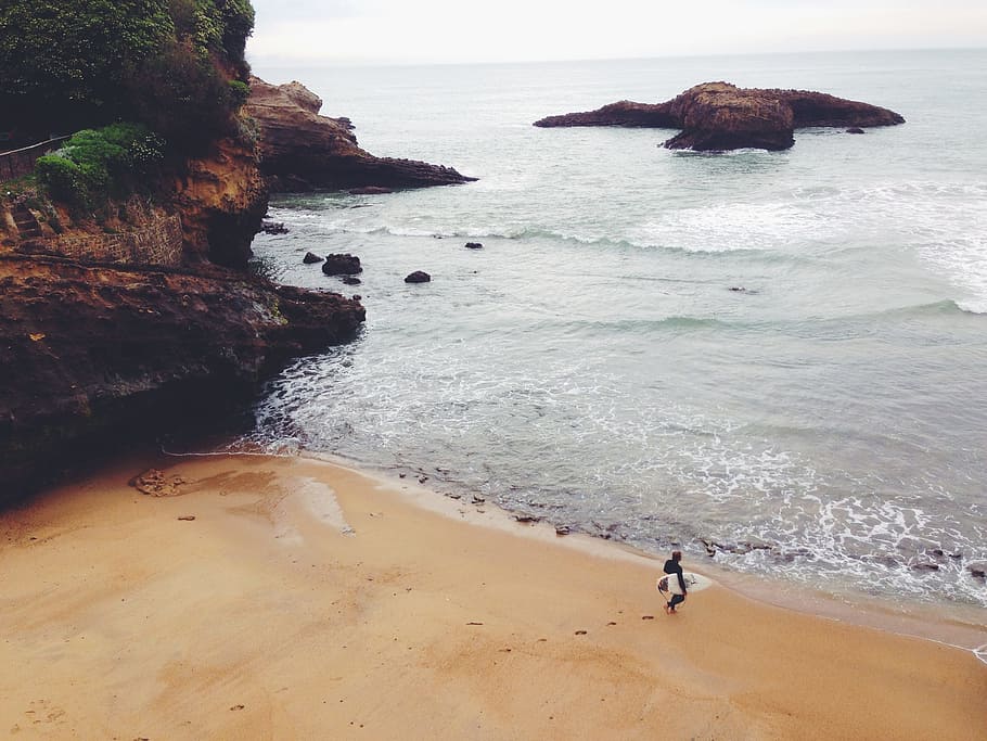 person on sea shore, beach, sand, surfer, surboard, surfing HD wallpaper