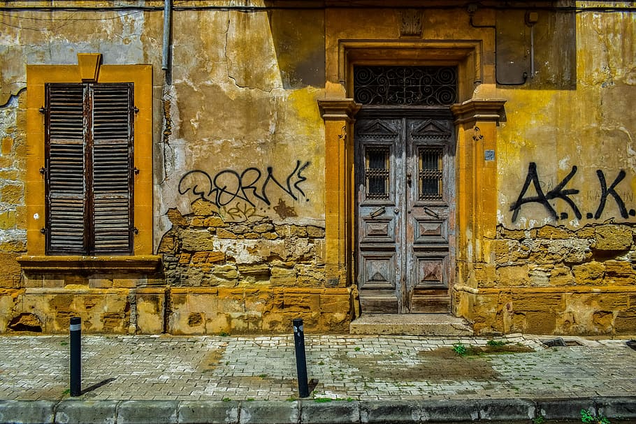 door, window, wall, architecture, old, house, gate, entrance HD wallpaper