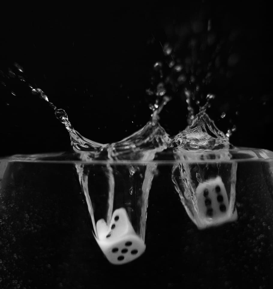 black, cube, water, splash, water game, close-up, studio shot HD wallpaper