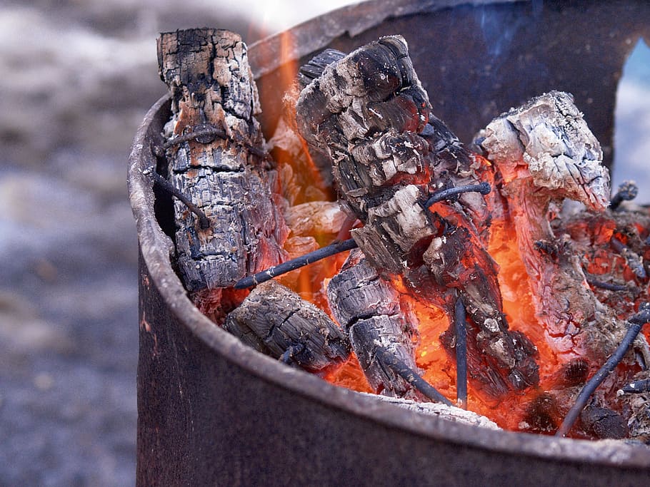 oil drum, old drum, barrel, fire, wood fire, charcoal, grungy, HD wallpaper