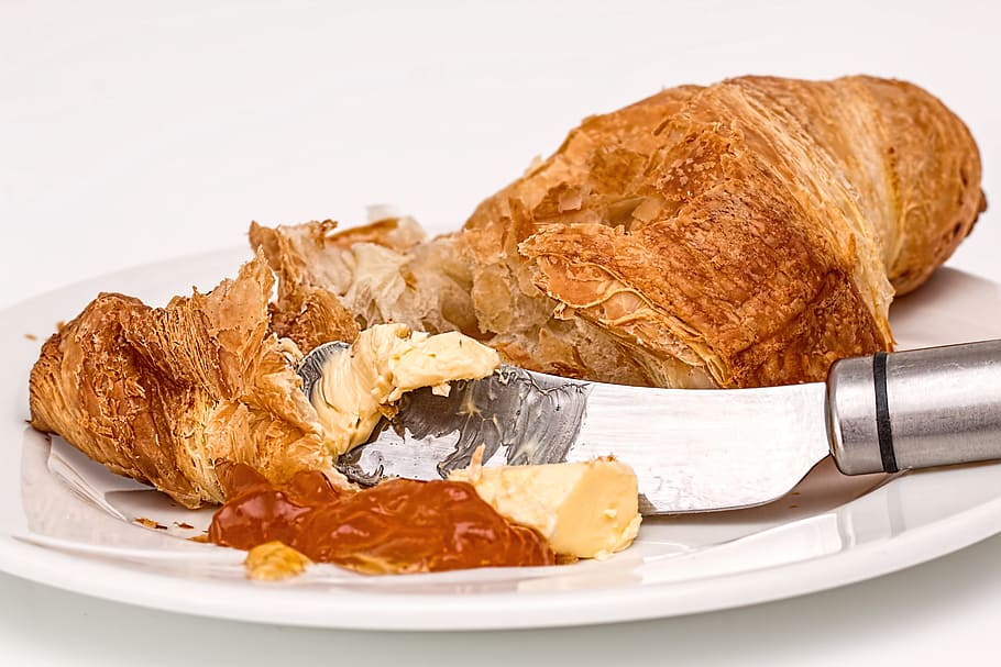 sliced brown bread on plate, croissant, pastry, jam, butter HD wallpaper