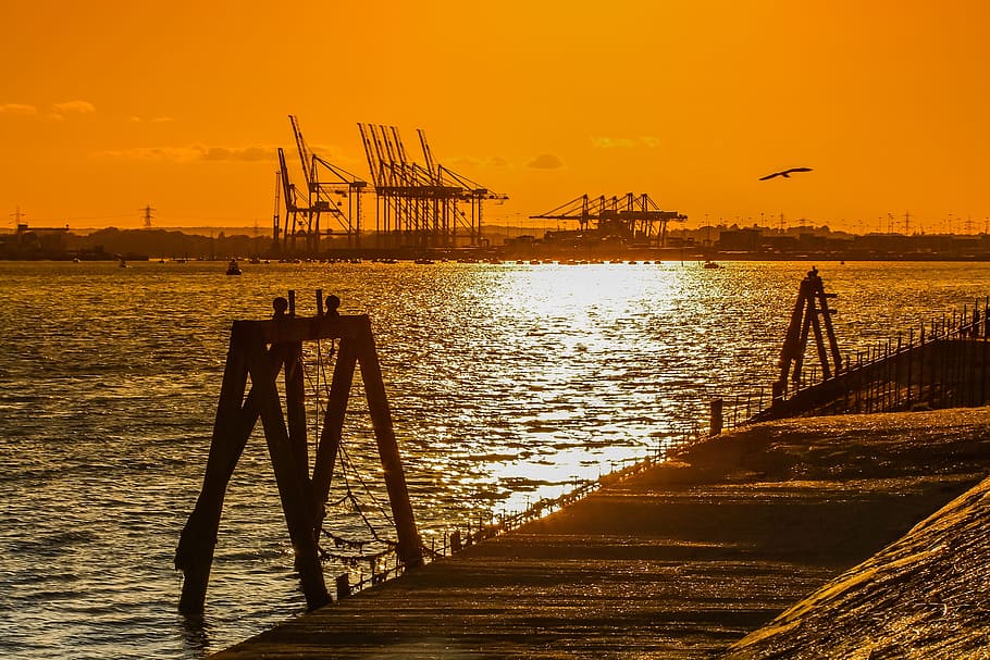 two metal frames near body of water at golden hour, Port, Southampton, HD wallpaper