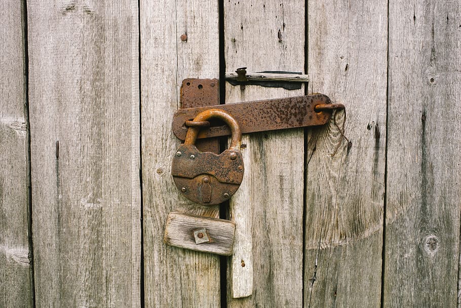 lock padlock on gray door, locker, old, rusty, weathered, metal HD wallpaper