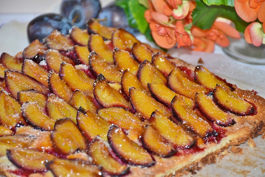 cooked dish with toppings, cake, plums, plum cake, daayam, pastries