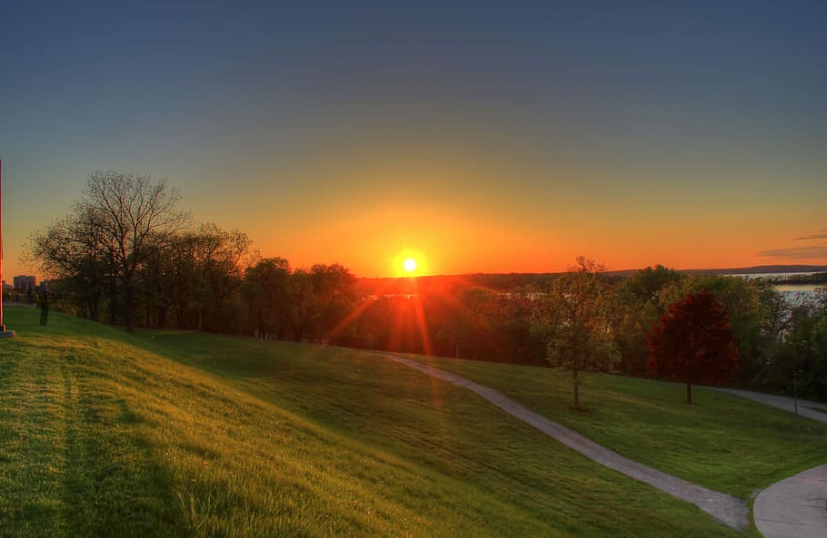 Brighter sunset behind lake in Madison, Wisconsin, landscape HD wallpaper