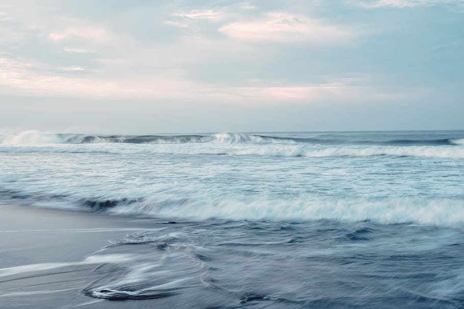 body of water long exposure photography, body of water under cloudy sky HD wallpaper