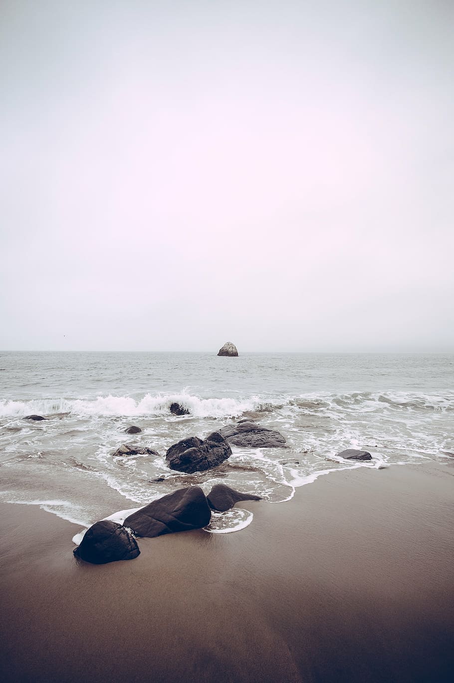 photo of rocks near beach, ocean, sea, shore, sand, coast, water HD wallpaper