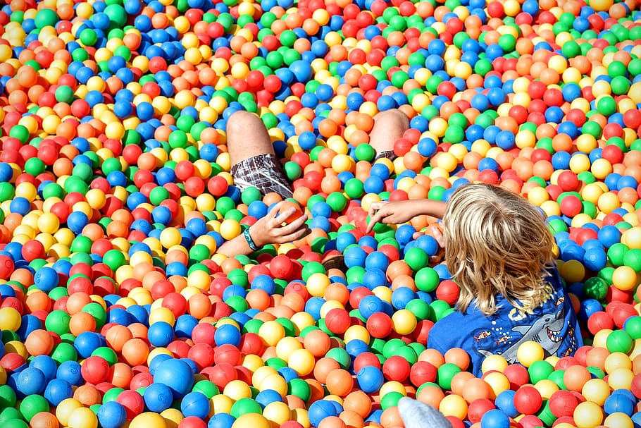 ball pit, play, balls, plastic balls, colorful, child, multi Colored HD wallpaper