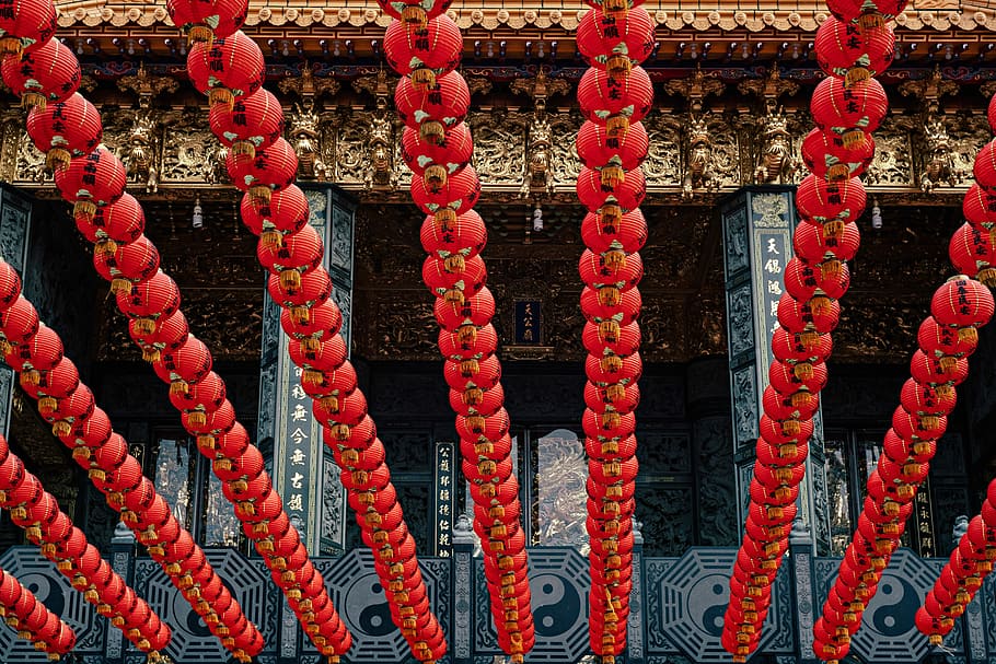 red lantern strips, round red lantern decor, chinese lantern HD wallpaper