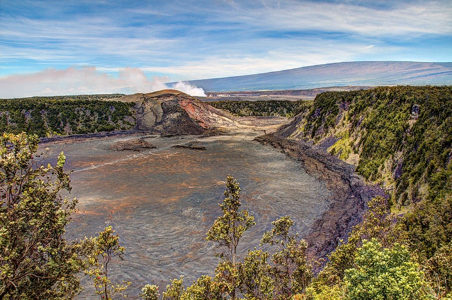 body of water surrounded by mountain, kilauea iki crater, hawaii, HD wallpaper