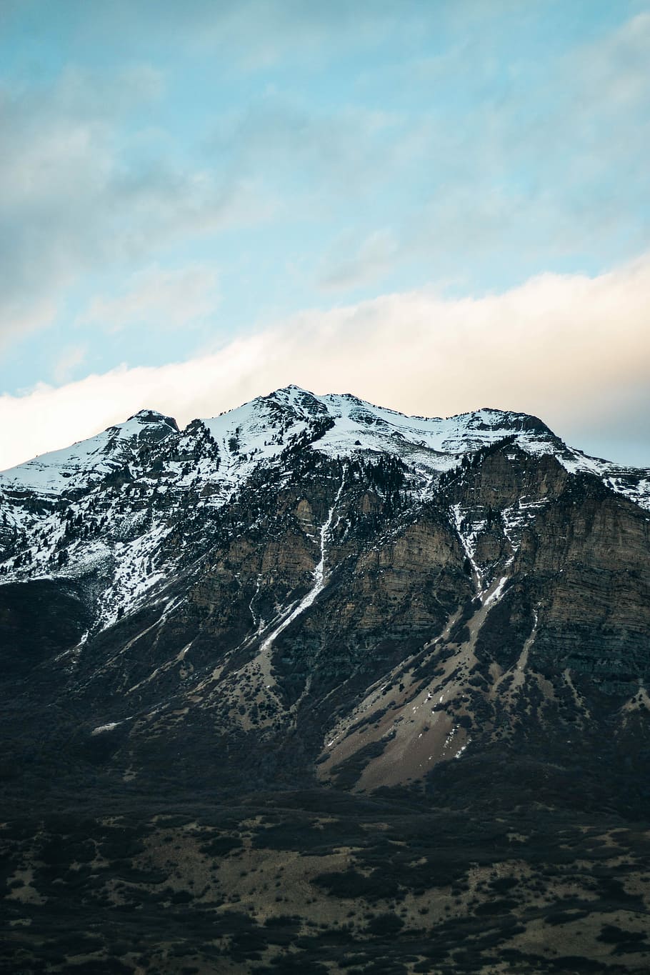 snow capped mountain under cloudy sky, mountain covered by snow HD wallpaper