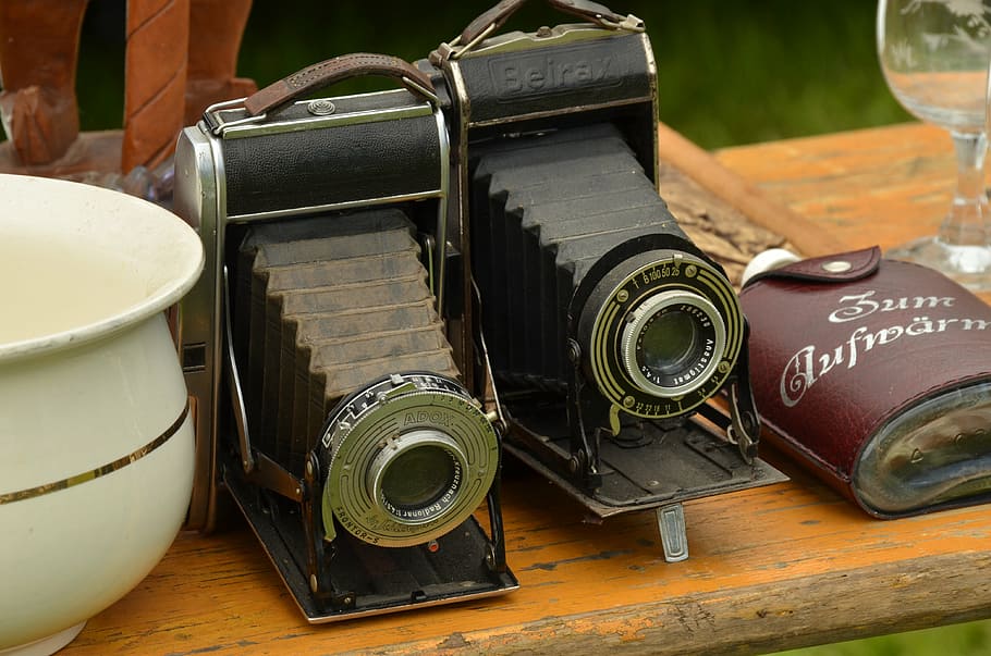camera, antique, photography, day, close-up, table, wood - material HD wallpaper