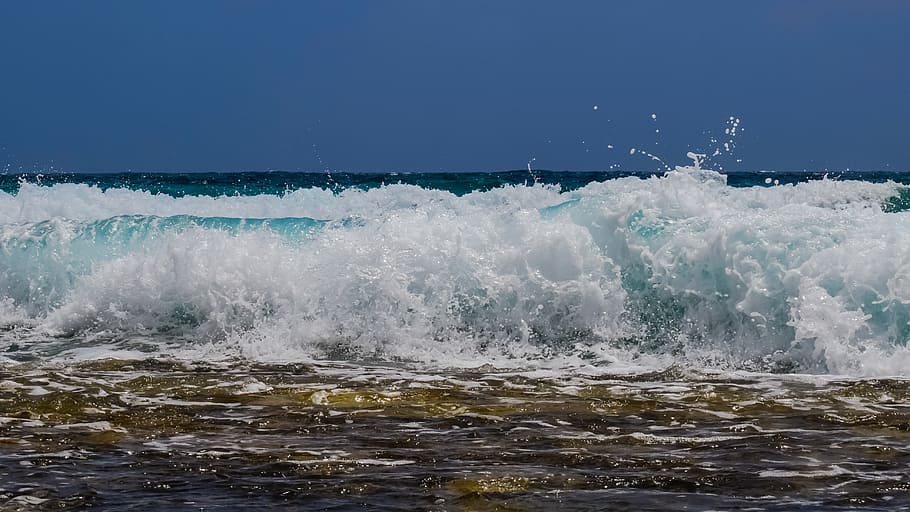 sea waves during day time, smashing, water, spray, foam, nature HD wallpaper