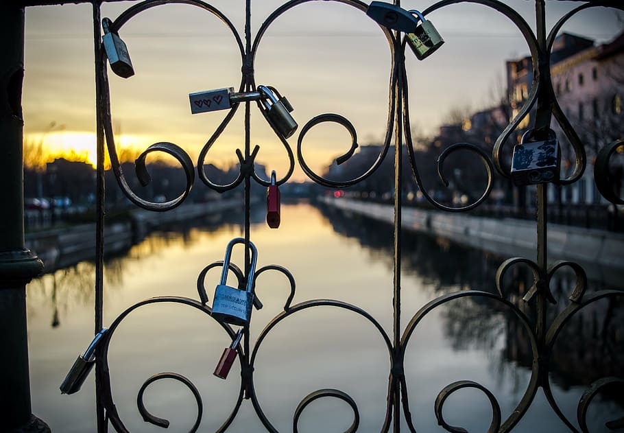locks, bridge, sunset, reflection, water, in the evening, orange HD wallpaper