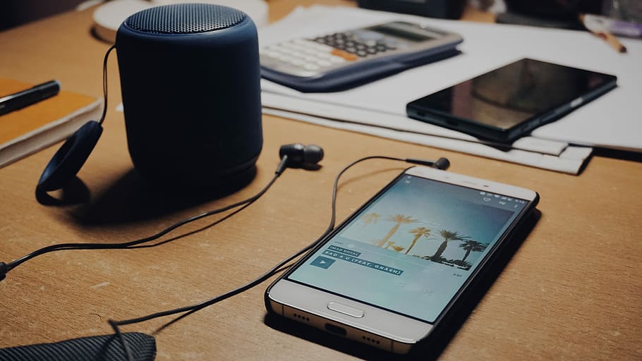 white smartphone on wooden desk, speaker, technology, xperium HD wallpaper