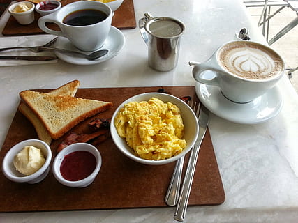 scrambled egg with bread toast and caffe latte, scrambled eggs HD wallpaper