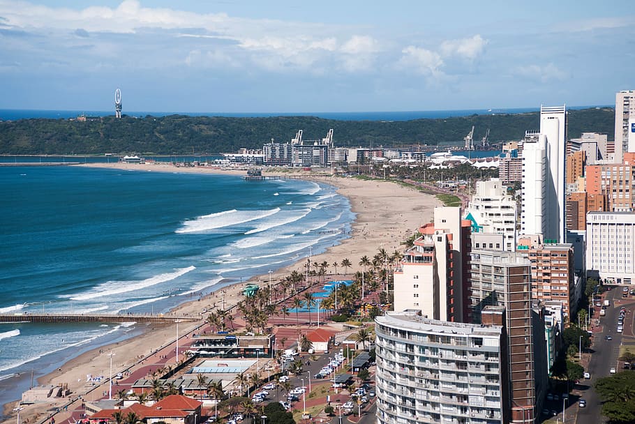 Seashore and landscape with buildings and beach in Durban, South Africa, HD wallpaper