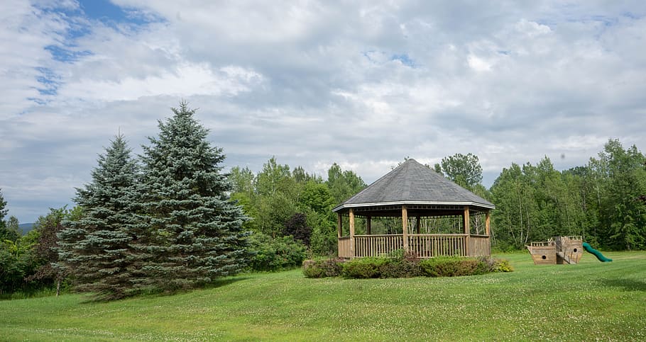brown gazebo near forest, park, sky, clouds, nature, green HD wallpaper