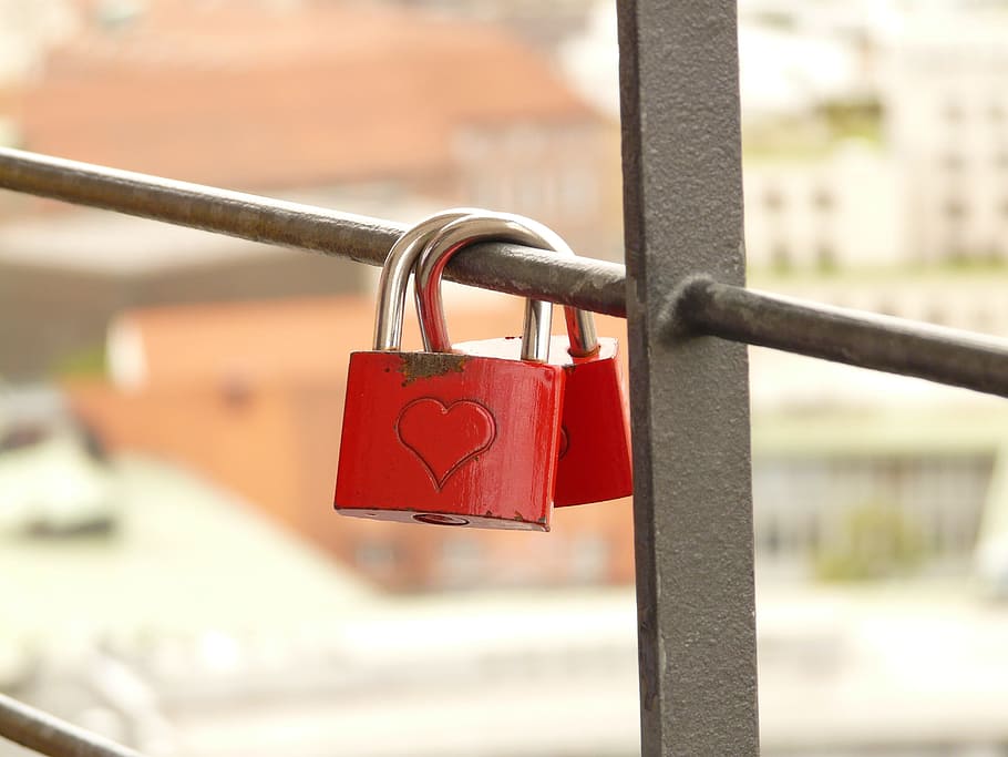 two red padlocks hanged on the handrails, Love Locks, Engraving HD wallpaper