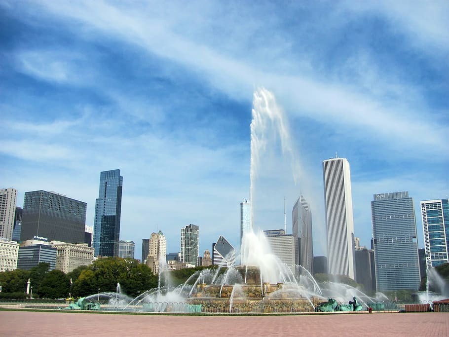 water fountain near tall buildings at daytime, chicago, illinois