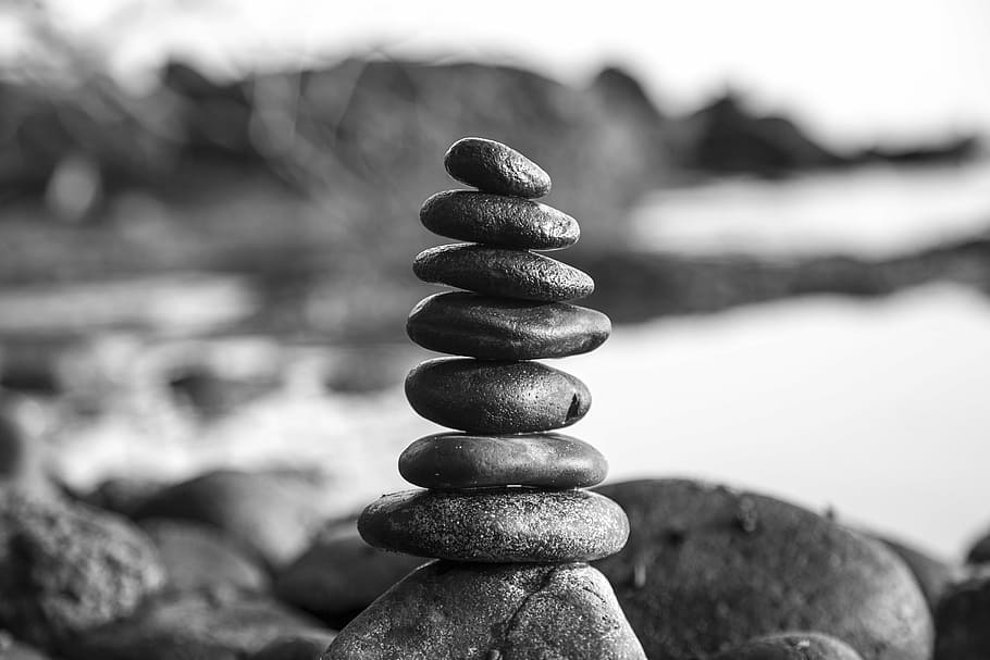 grayscale photo of stones stacked together, black and white, tower, HD wallpaper